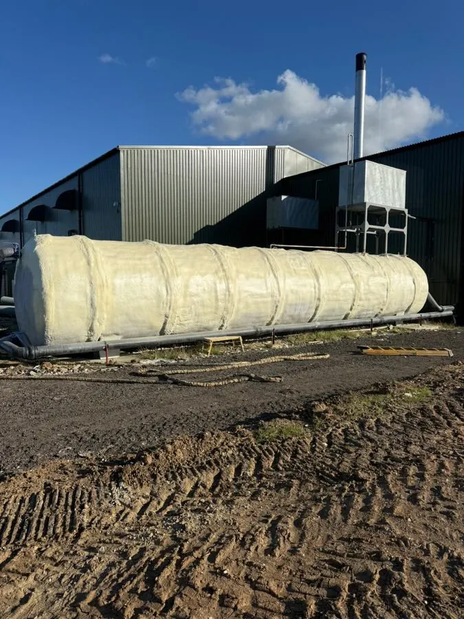 Closed-cell spray foam applied to tanks and vessels by ThermoFoam